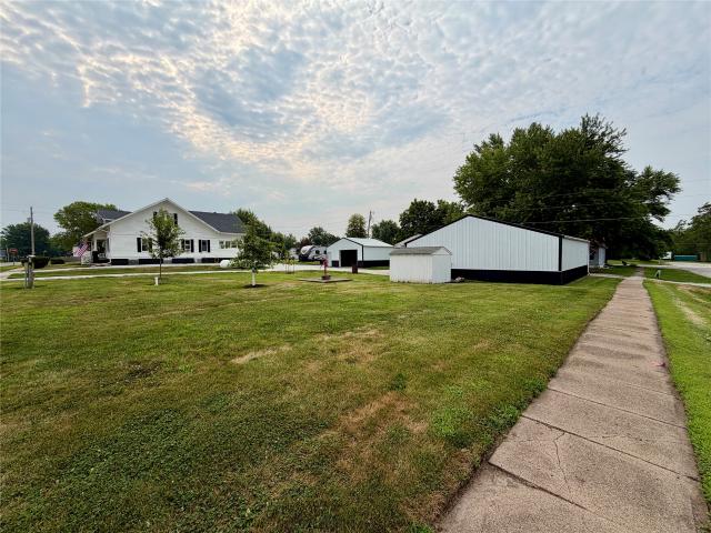 House for sale in Russell, Iowa