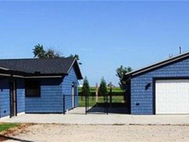 House for sale in Ashmore, Illinois