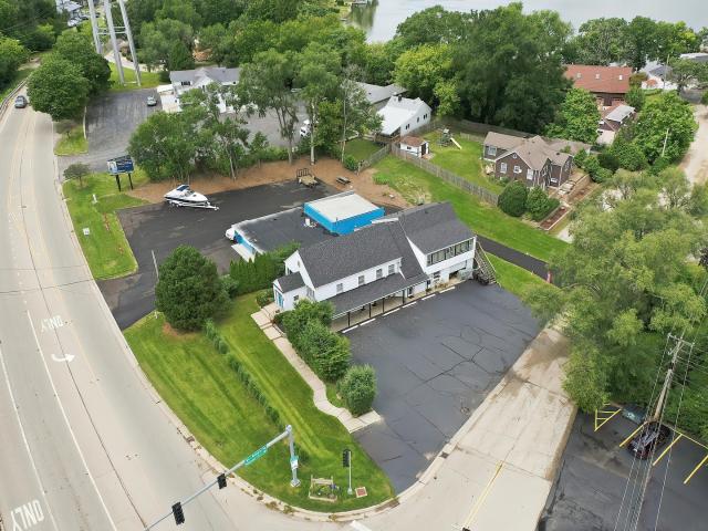 House for sale in Mchenry, Illinois