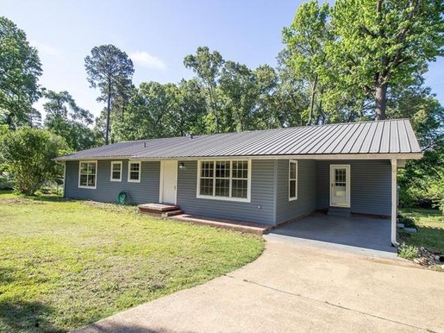 House for sale in White Oak, Texas