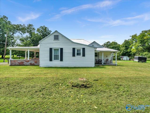 House for sale in Stevenson, Alabama