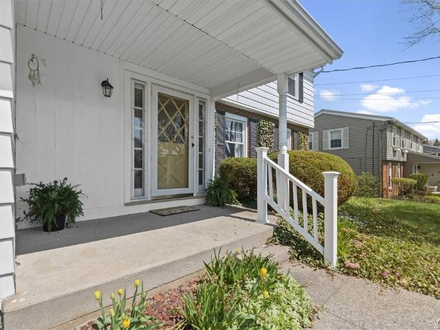 House for sale in Jamesville, New York