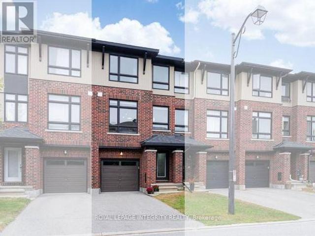 House for sale in Barrhaven East, Ottawa