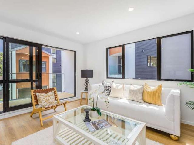 House for sale in Paremoremo