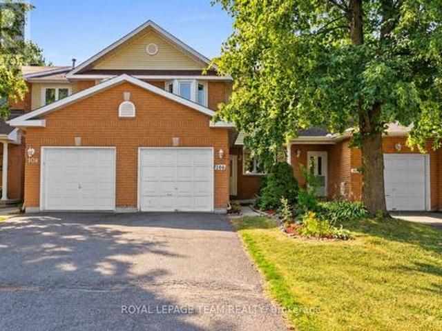 House for sale in Barrhaven East, Ottawa