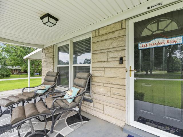 House for sale in Shepherdsville, Kentucky