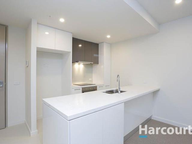 Apartment for rent in Surrey Hills