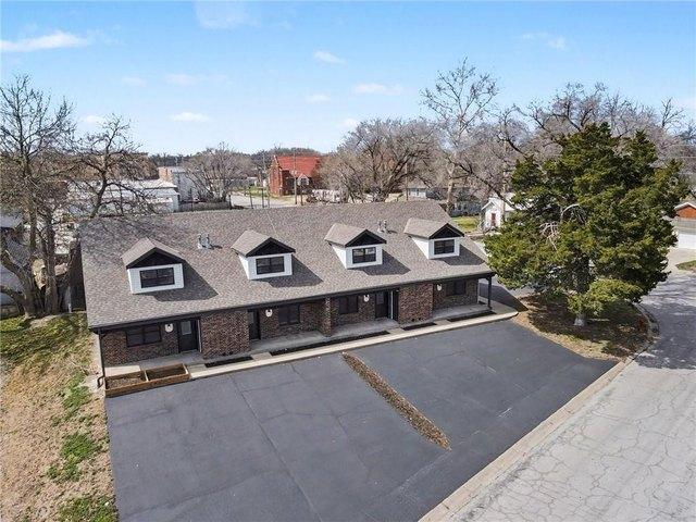 Townhouse for sale in Smithville, Missouri