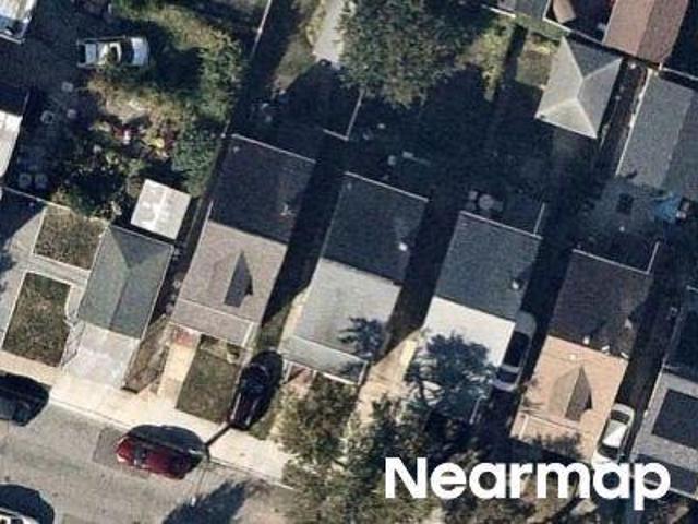 House for sale in Queens, Arverne