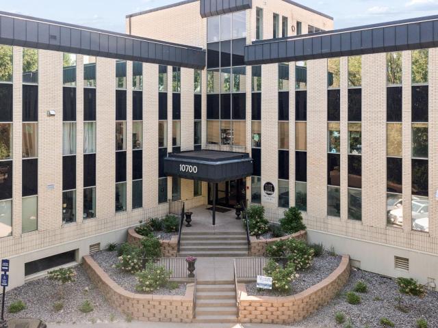 Commercial for sale in Hennepin, Minnesota