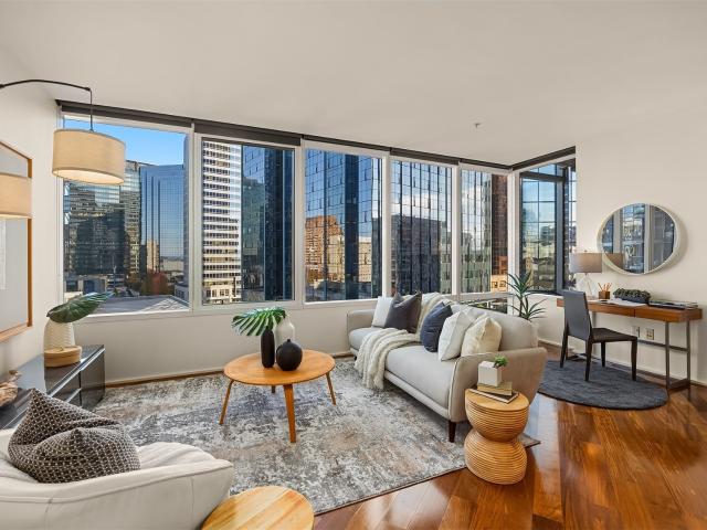 Condo for sale in Bellevue, King County
