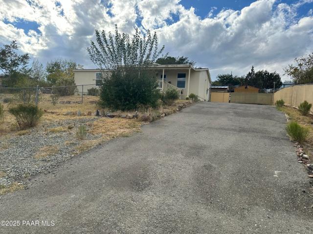 House for sale in Mayer