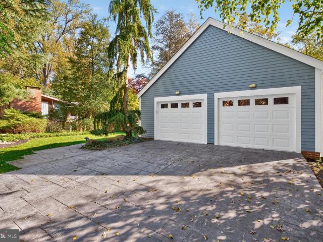 House for sale in Garrett Park