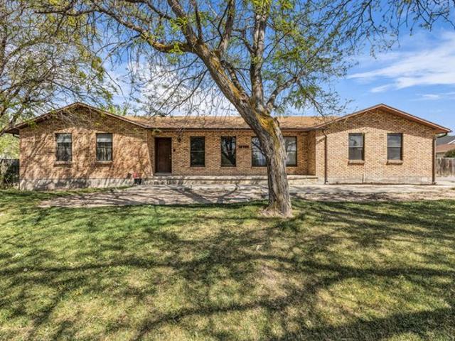 House for sale in Sandy, Utah