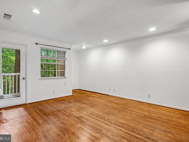 Condo for sale in Rockville, Maryland