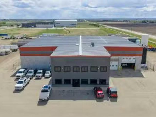 House for rent in Woking, Alberta