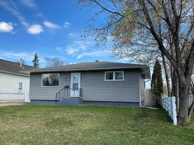 House for sale in Saskatchewan