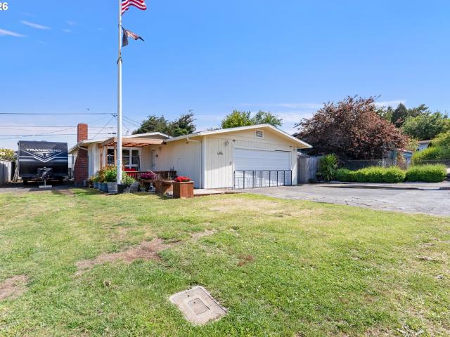 House for sale in Oregonia