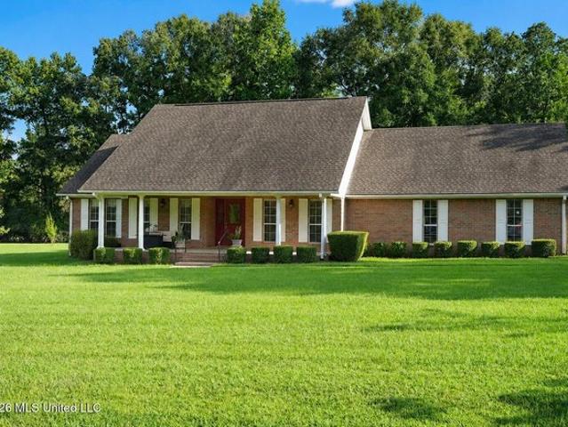 House for sale in Summit, Pike County