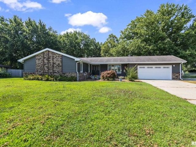 House for sale in Springfield, Illinois