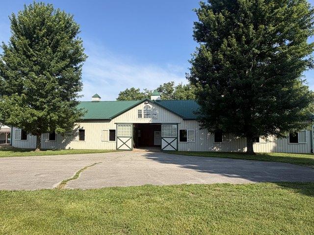 Farm for sale in Versailles, Kentucky
