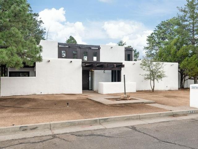 House for sale in New Mexico