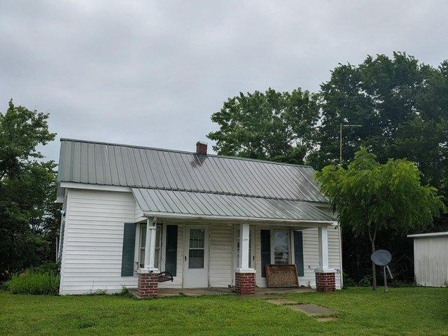 House for sale in Lawrenceburg, Kentucky