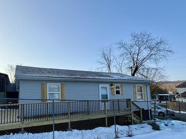 House for sale in Nelsonville, Ohio