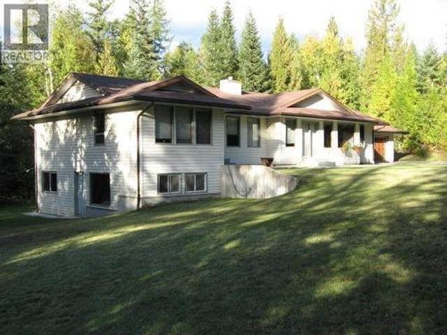 House for sale in Shoreacres, British Columbia