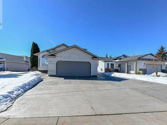 House for sale in Grande Prairie, Alberta