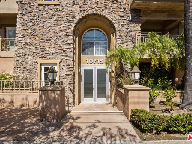 Property for sale in North Hollywood Neighborhood Council District, Canoga Park