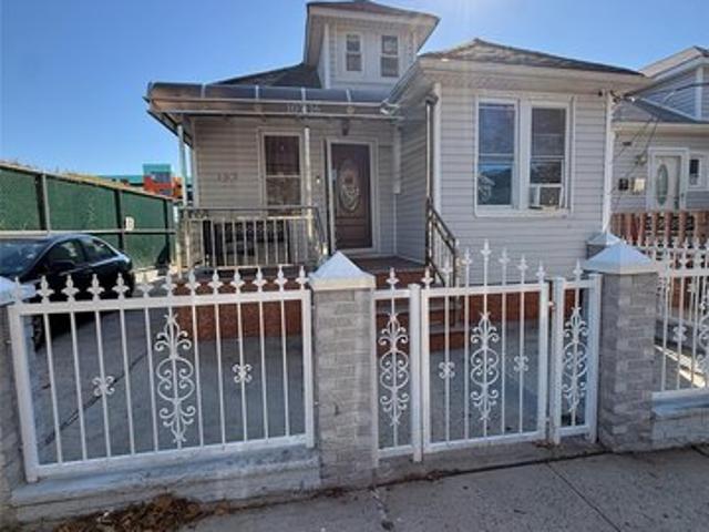 House for sale in Ozone Park, New York