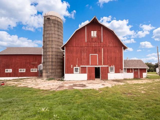 House for sale in Harvard, McHenry County