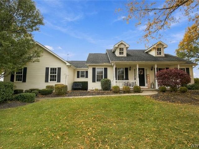 House for sale in Village of North Collins, Town of North Collins