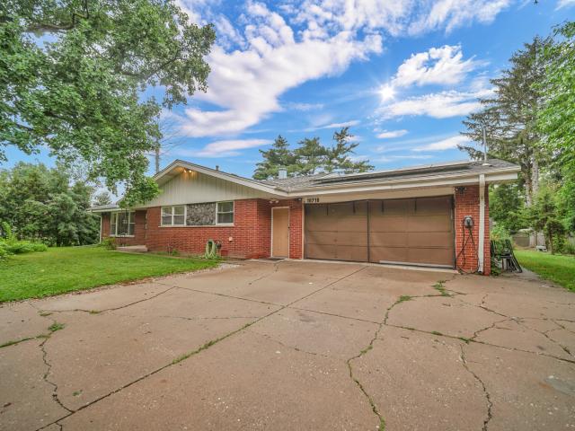 House for sale in Worth, Illinois