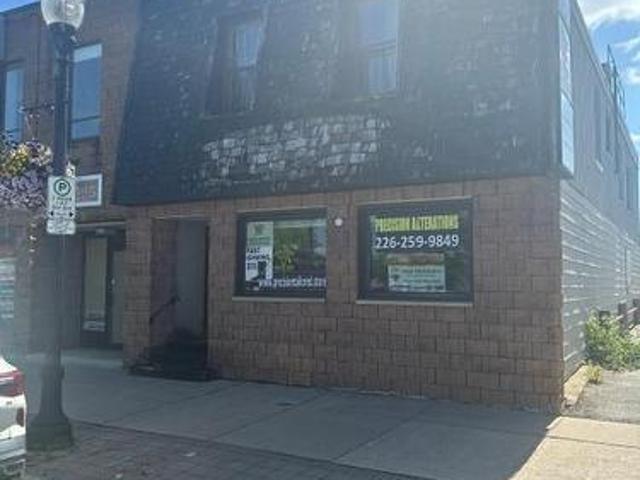 Commercial for rent in Grey, Ontario