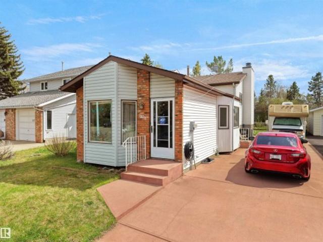 House for sale in Wedgewood, Alberta