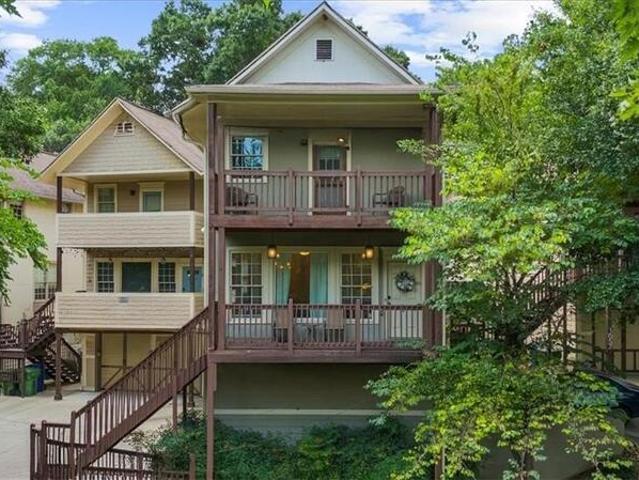 Townhouse for sale in Atlanta