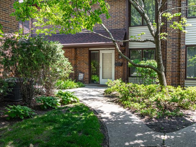 Townhouse for sale in Highland Park, Illinois