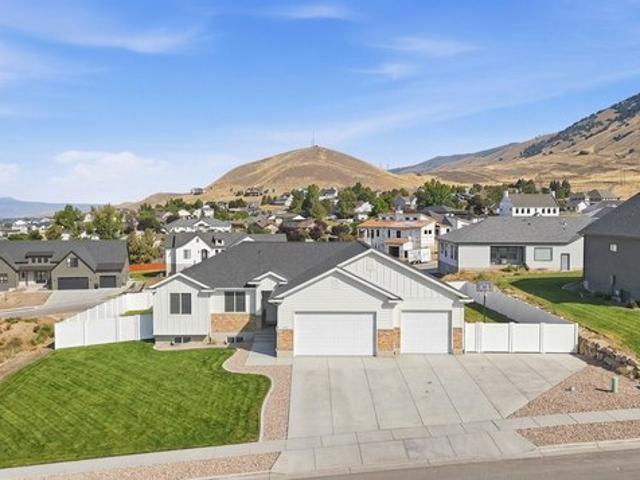 House for sale in Hyde Park, Cache County