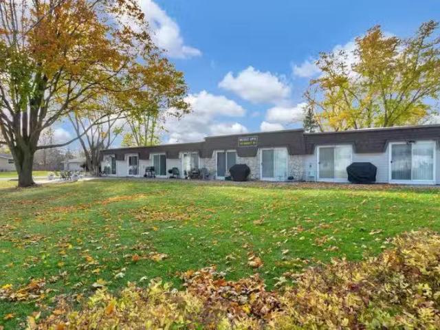 House for sale in Appleton