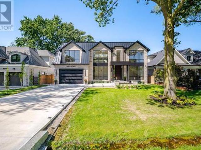House for sale in Oakville, Ontario