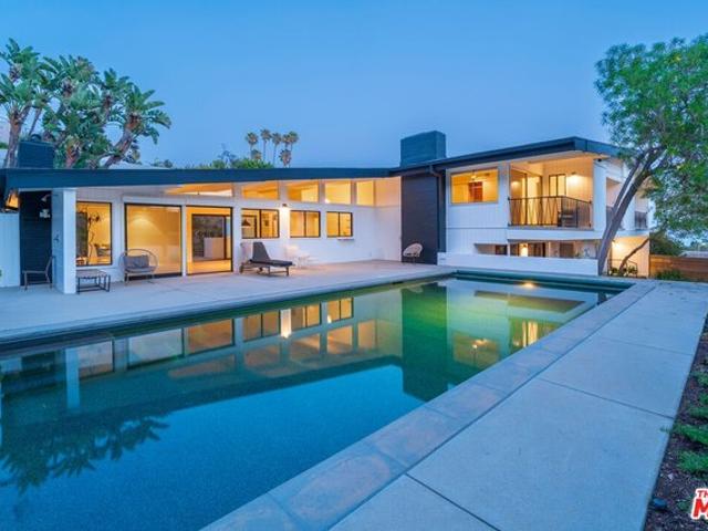 House for sale in Canoga Park, California