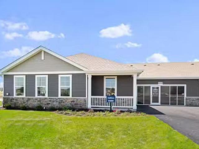 Condo for sale in Elgin Condo for sale in Elgin