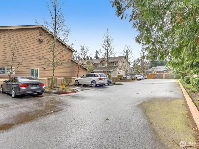 Condo for sale in Kent