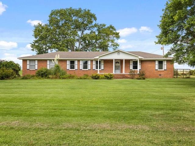 House for sale in Lexington, Alabama