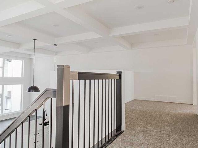 House for sale in Woking, Alberta