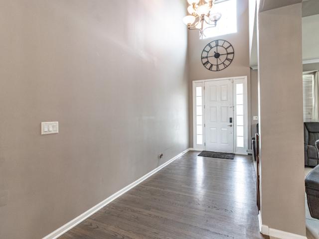 House for sale in Mchenry, Illinois