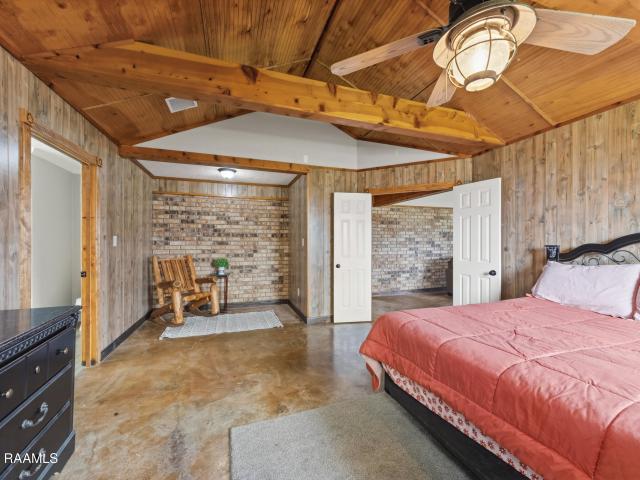House for sale in Kaplan, Louisiana