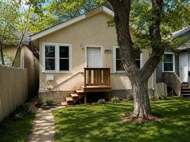 House for sale in Pasqua Place, Regina